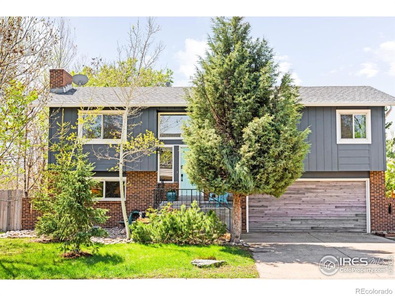 1095 Sparta Dr, Lafayette, CO 80026