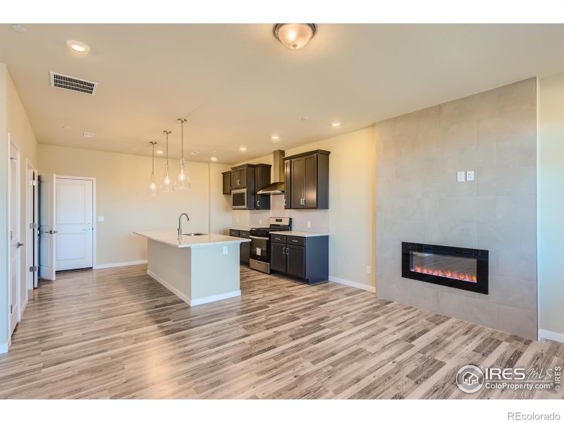 755 Pokeweed Ln, Fort Collins, CO 80524