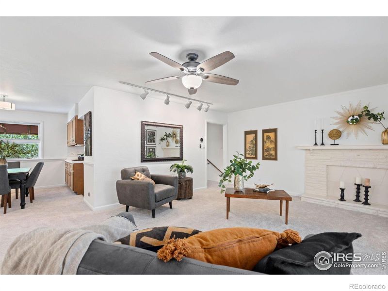 832 Cottonwood Dr, Fort Collins, CO 80524