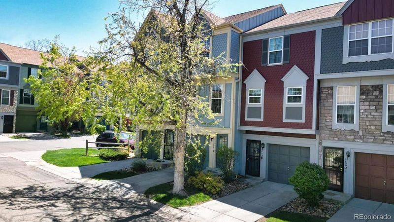 11996 E Kepner Dr, Aurora, CO 80012