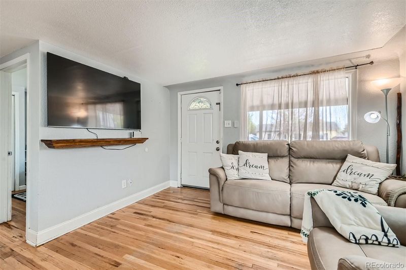 1245 S Tennyson St, Denver, CO 80219