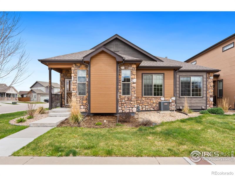690 Callisto Dr, Loveland, CO 80537
