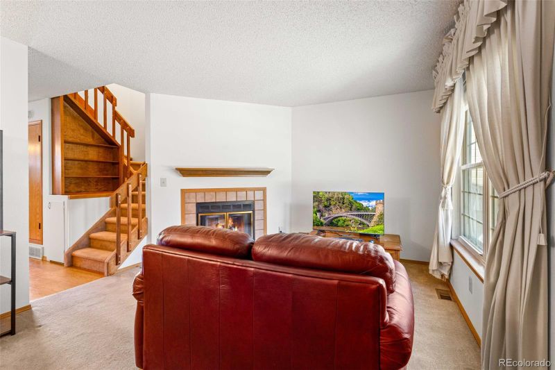 7933 Lexington Park Dr, Colorado Springs, CO 80920