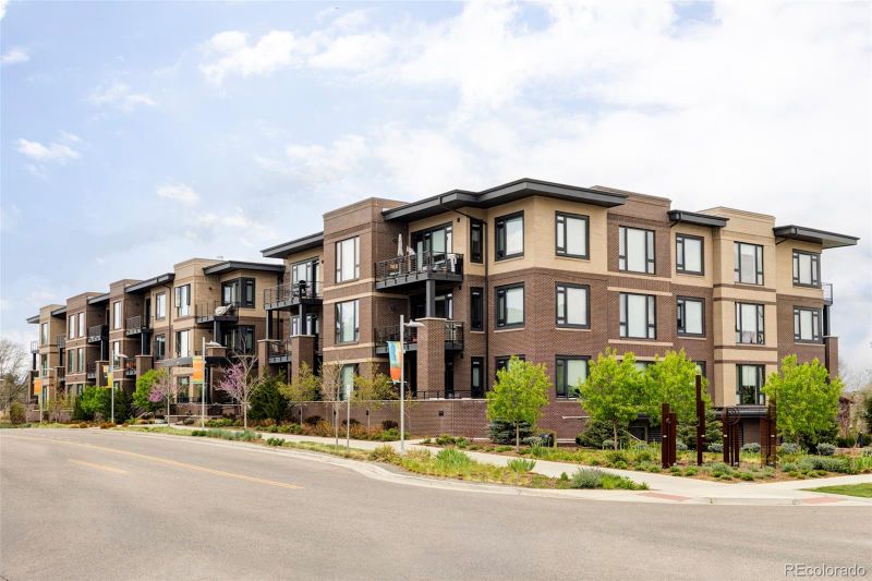 6619 E Lowry Blvd #302, Denver, CO 80230