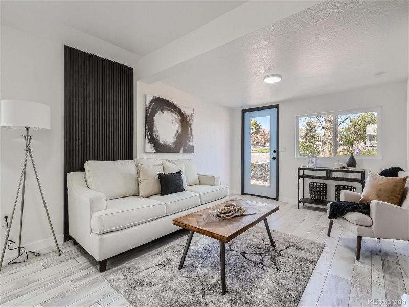 990 S Osceola St, Denver, CO 80219