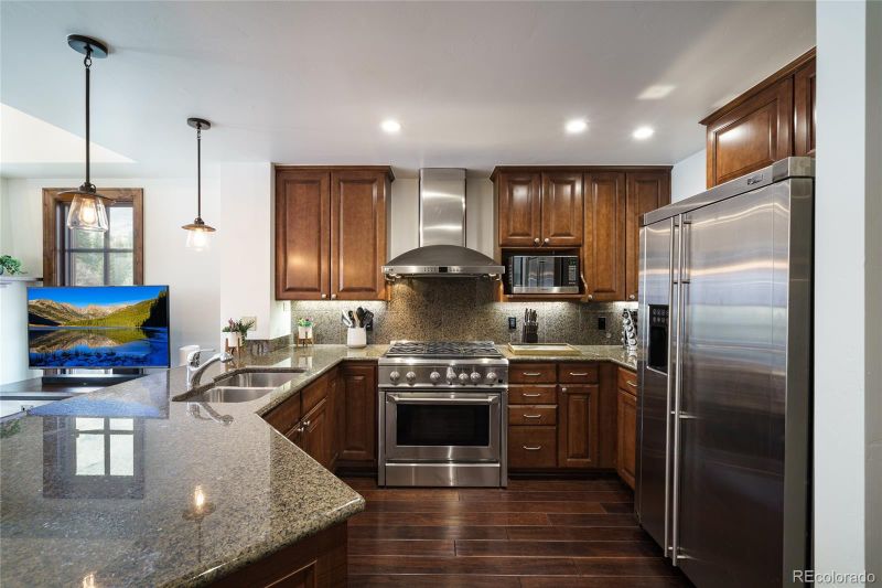 38390 Highway 6 #401, Avon, CO 81620