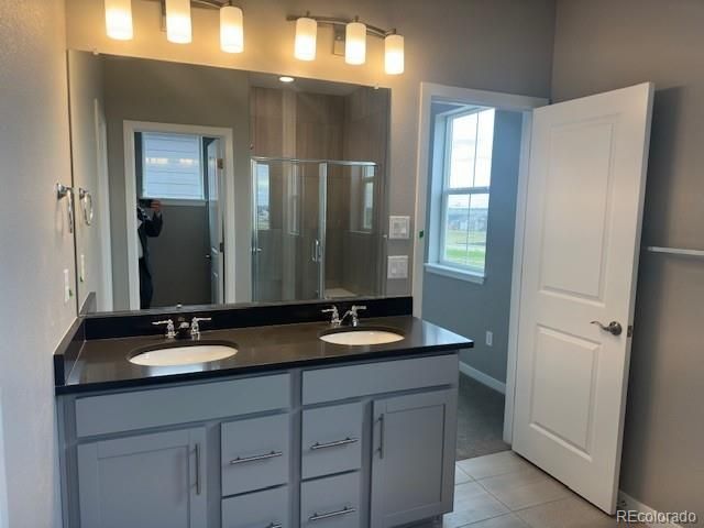 8705 Middle Fork St, Littleton, CO 80125