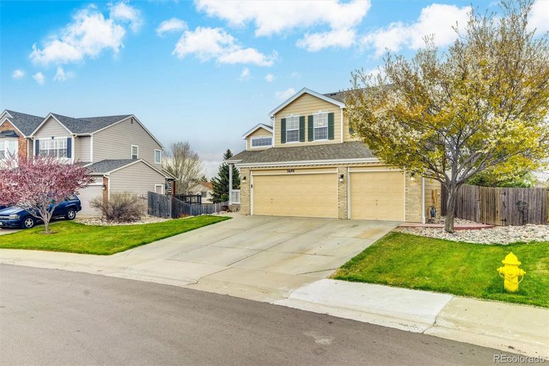 5640 E Burlington Dr, Castle Rock, CO 80104