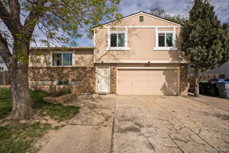 2478 Spencer St, Longmont, CO 80501