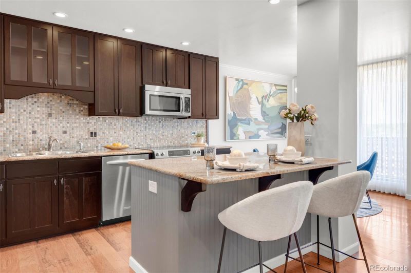 4570 E Yale Ave #907, Denver, CO 80222