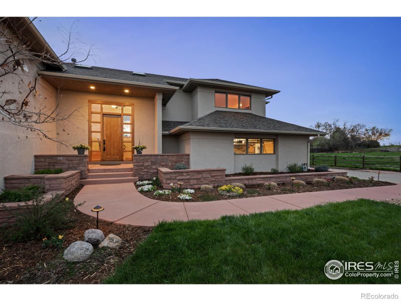 7639 Crestview Dr, Niwot, CO 80504