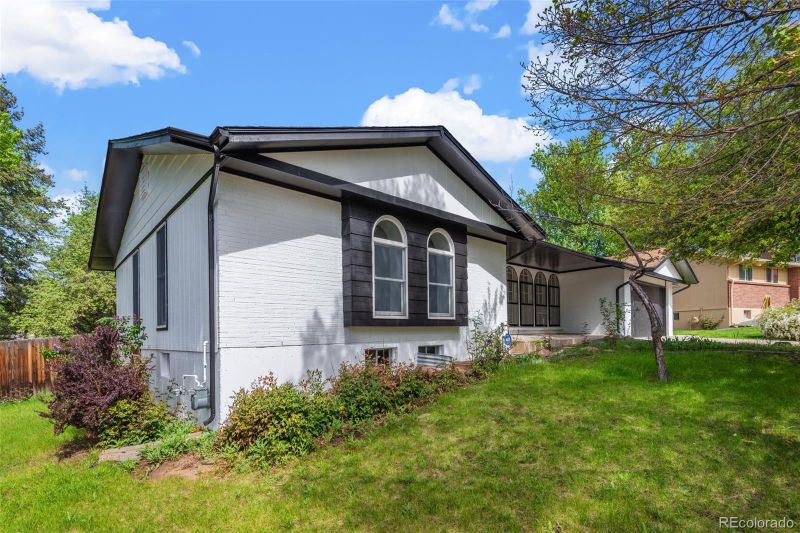 4783 S Willow St, Denver, CO 80237