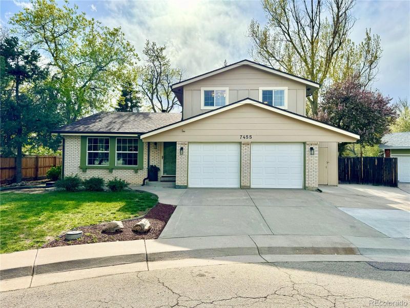 7455 Holland Ct, Arvada, CO 80005
