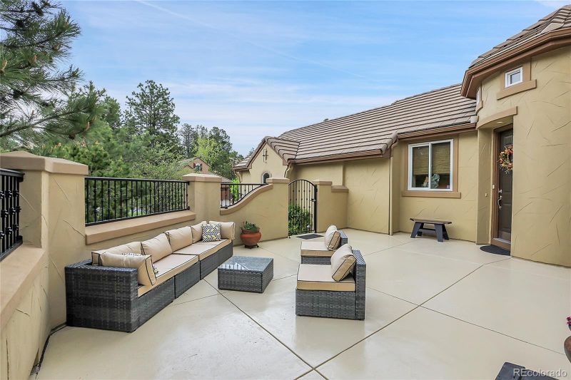 5082 Hidden Pond Pl, Castle Rock, CO 80108