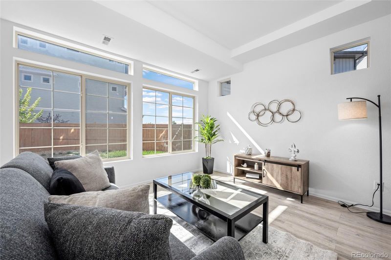 18354 E 100th Pl, Commerce City, CO 80022