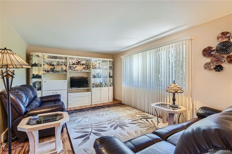 414 S Victor Way, Aurora, CO 80012