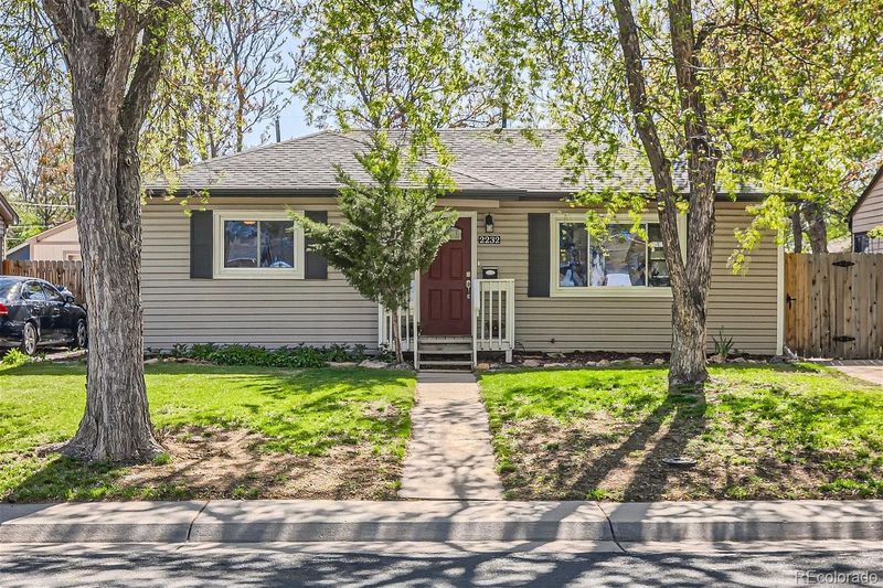 2232 Macon St, Aurora, CO 80010