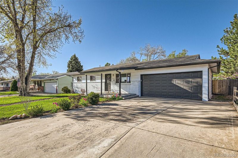 7030 W Oregon Dr, Lakewood, CO 80232