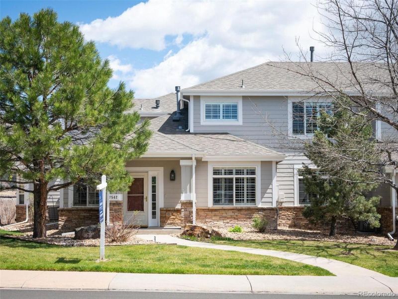 7542 Pineridge Trl, Castle Pines, CO 80108