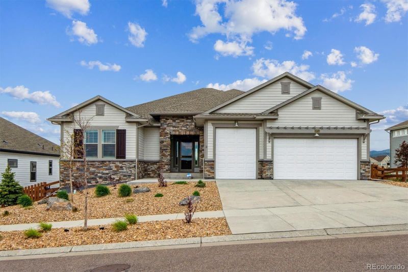 18734 W 95th Ln, Arvada, CO 80007