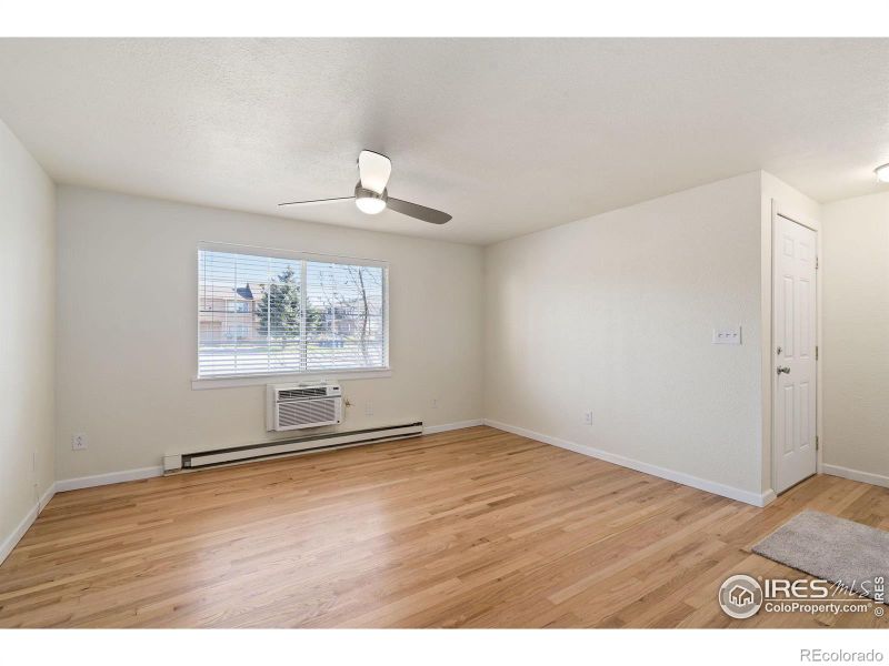 128 W 47th Pl, Loveland, CO 80538