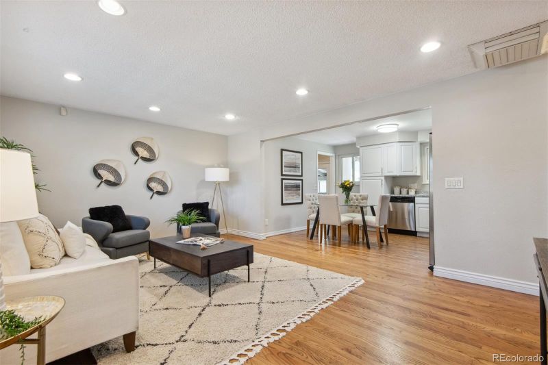 6054 Utica St, Arvada, CO 80003