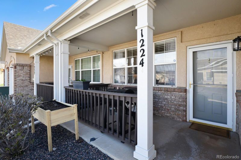 1224 Paula Cir, Monument, CO 80132