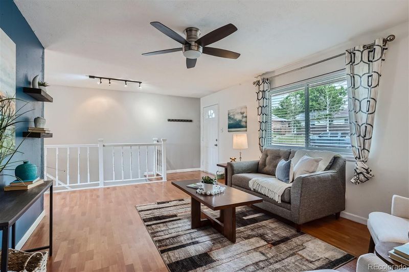 3420 W Dill Rd, Englewood, CO 80110