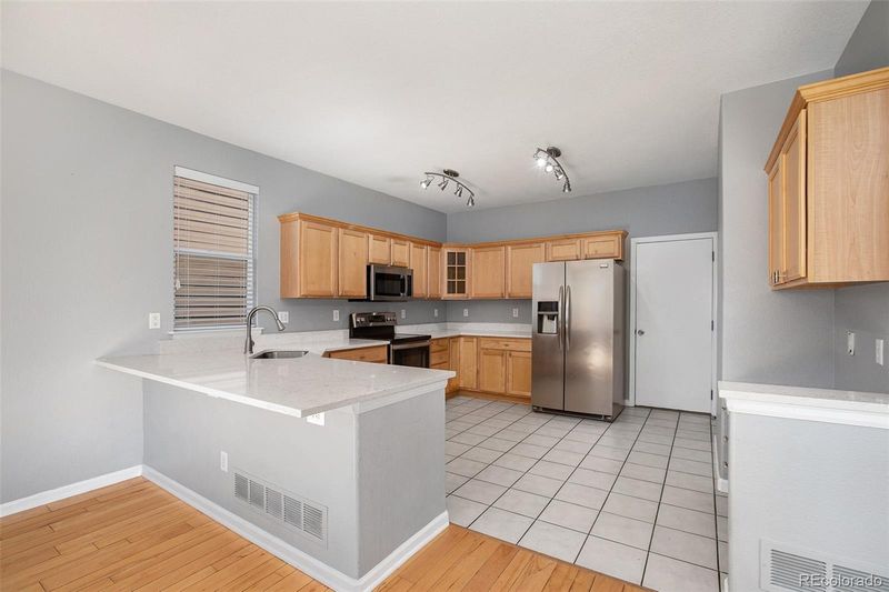10315 Kelliwood Way, Highlands Ranch, CO 80126