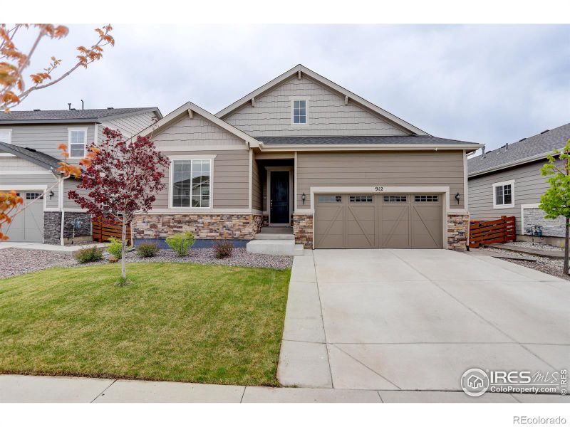 912 Pinecliff Dr, Erie, CO 80516