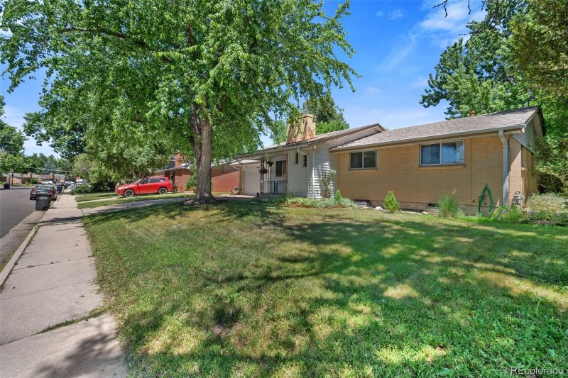 2964 S Ingalls Way, Denver, CO 80227
