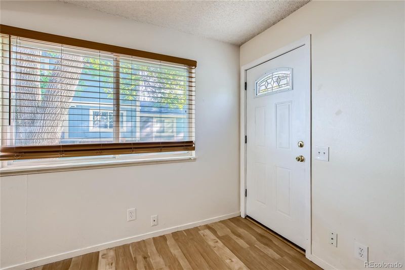 1194 S Uvalda St, Aurora, CO 80012