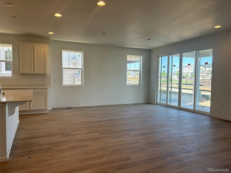 9084 Truckee Ct, Commerce City, CO 80022