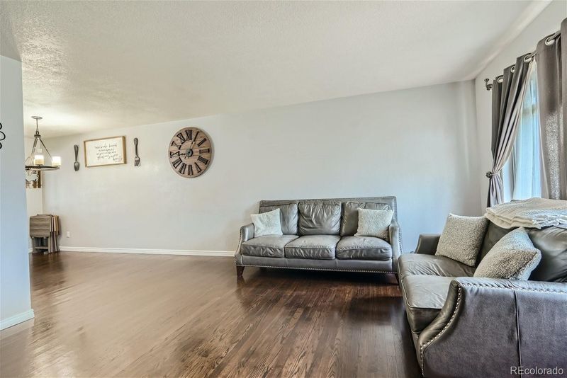 2756 S Grove St, Denver, CO 80236