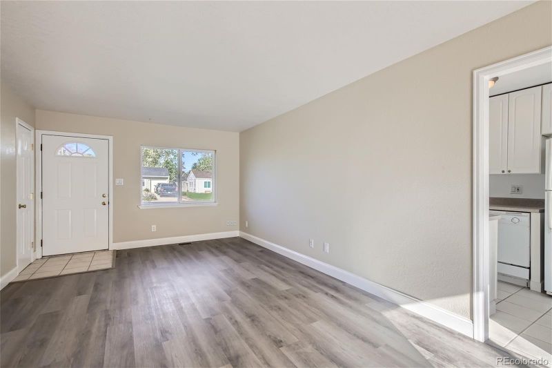 2900 S Grape Way, Denver, CO 80222