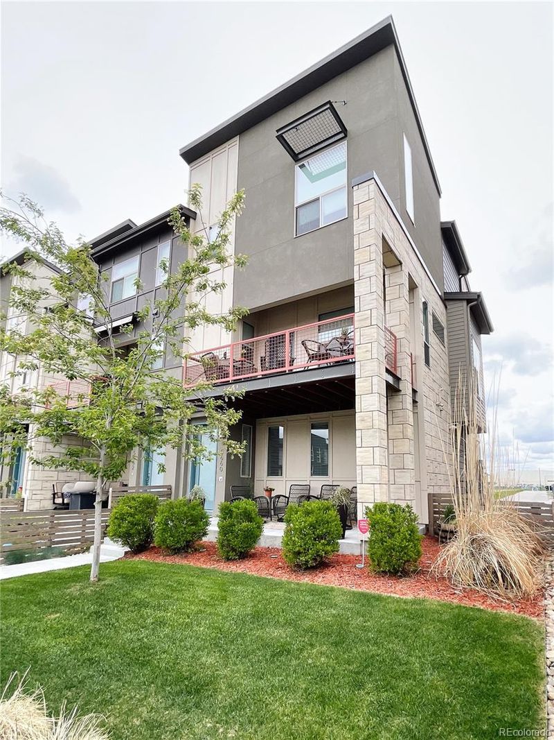 5660 Emporia St, Denver, CO 80238