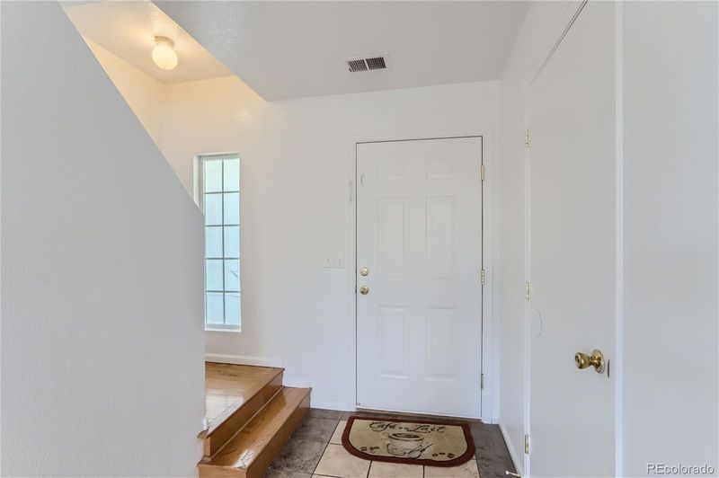 18652 E 40th Pl, Denver, CO 80249