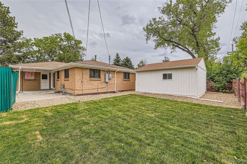 3169 Worchester St, Aurora, CO 80011