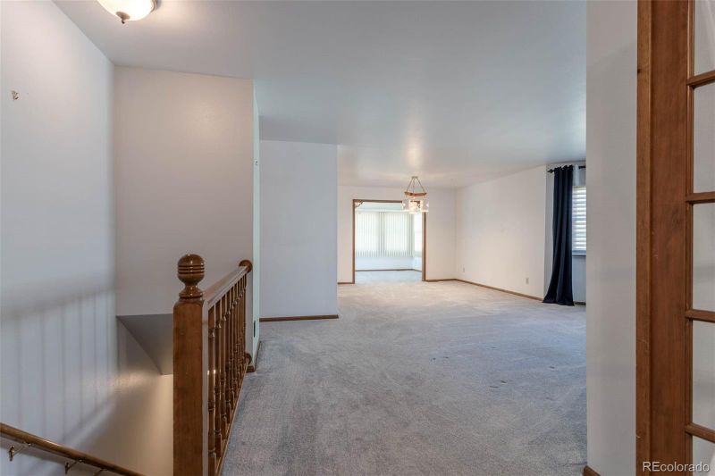 2657 Elmhurst Cir, Longmont, CO 80503