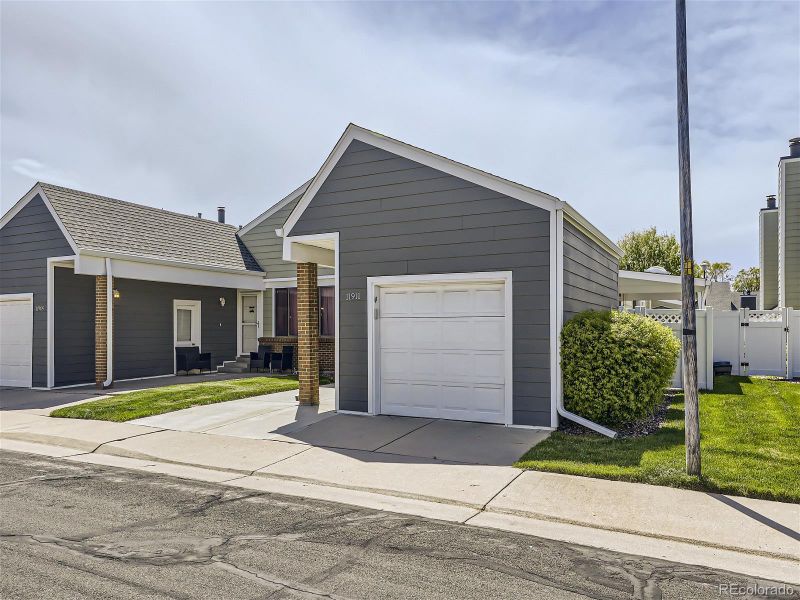 11911 Monroe St, Thornton, CO 80233