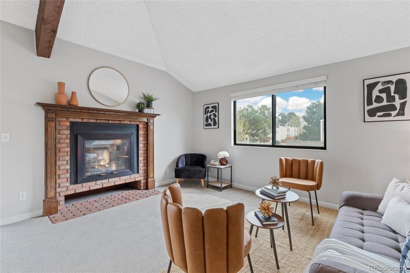 1110 S Monaco Pw #9, Denver, CO 80224