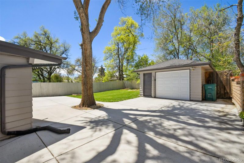 1645 Yukon St, Lakewood, CO 80214