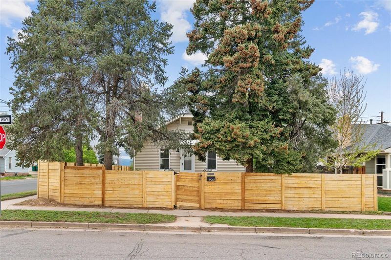 3693 S Bannock St, Englewood, CO 80110