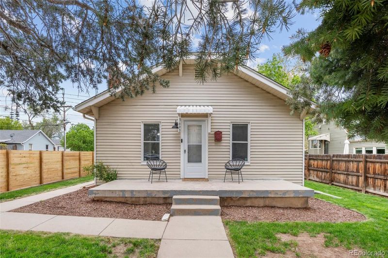 3693 S Bannock St, Englewood, CO 80110