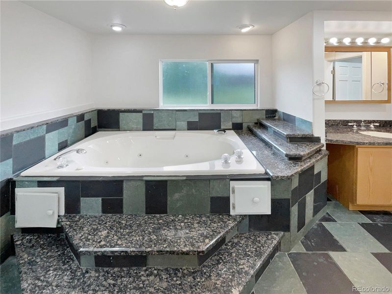10013 Beach St, Denver, CO 80260