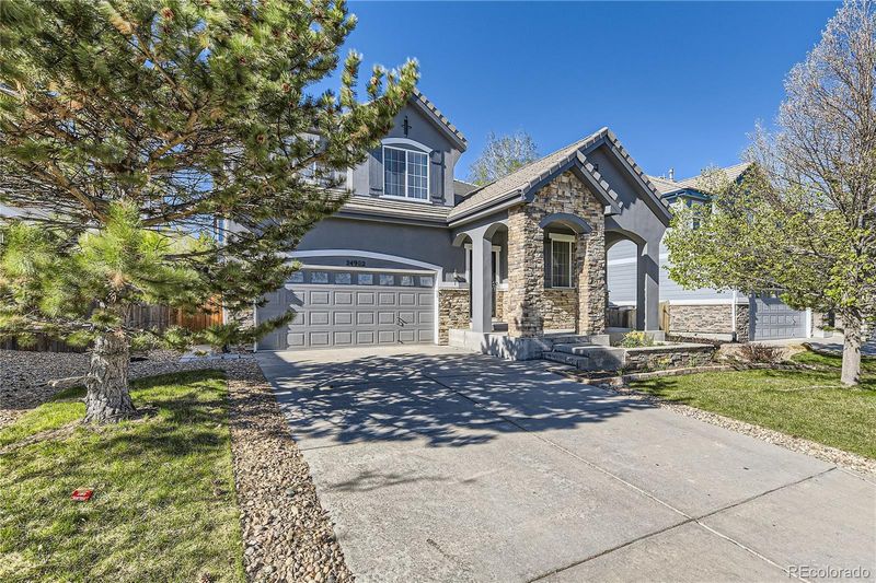 24902 E Hoover Pl, Aurora, CO 80016