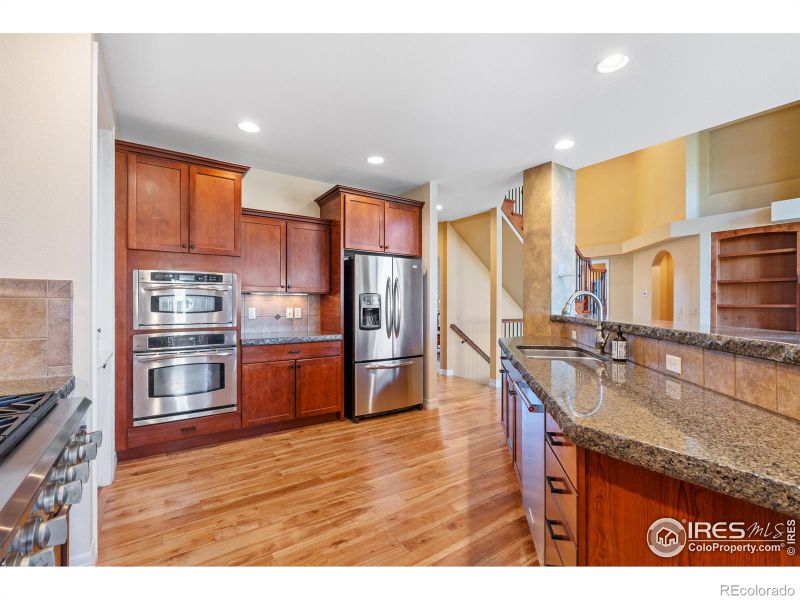 6809 Pumpkin Ridge Dr, Windsor, CO 80550