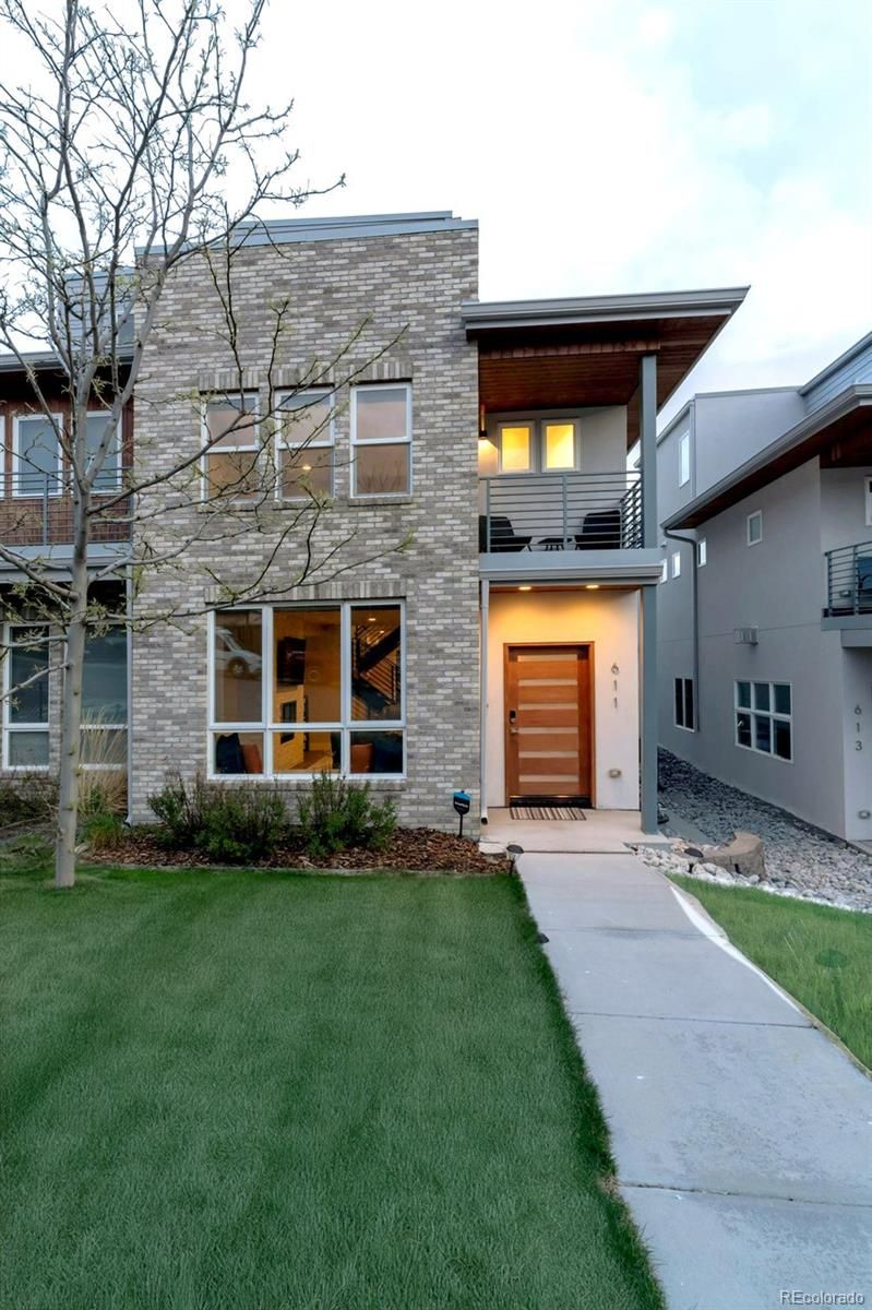 611 Iowa St, Golden, CO 80403