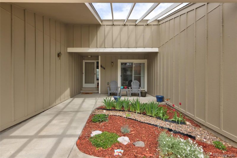 7656 S Wellington St, Centennial, CO 80122