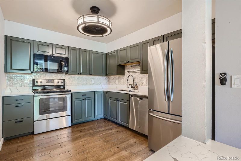 13950 E Oxford Pl #B211, Aurora, CO 80014